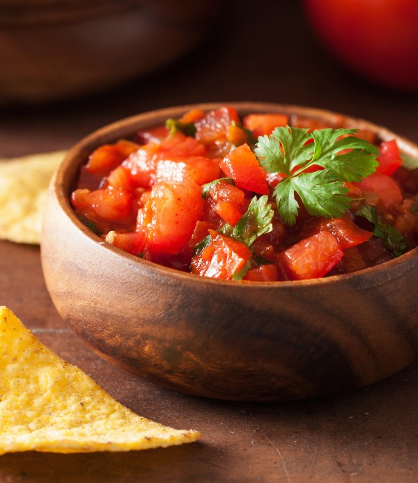 Tomato and Papaya Salsa Dip